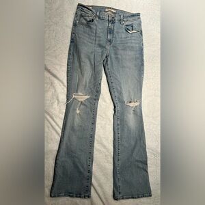 Levi’s 725 hi rise bootcut.   34/ 34 / 11 blue jeans